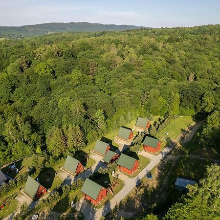 Uweronci Hotell Ustrzyki Dolne Exteriör bild