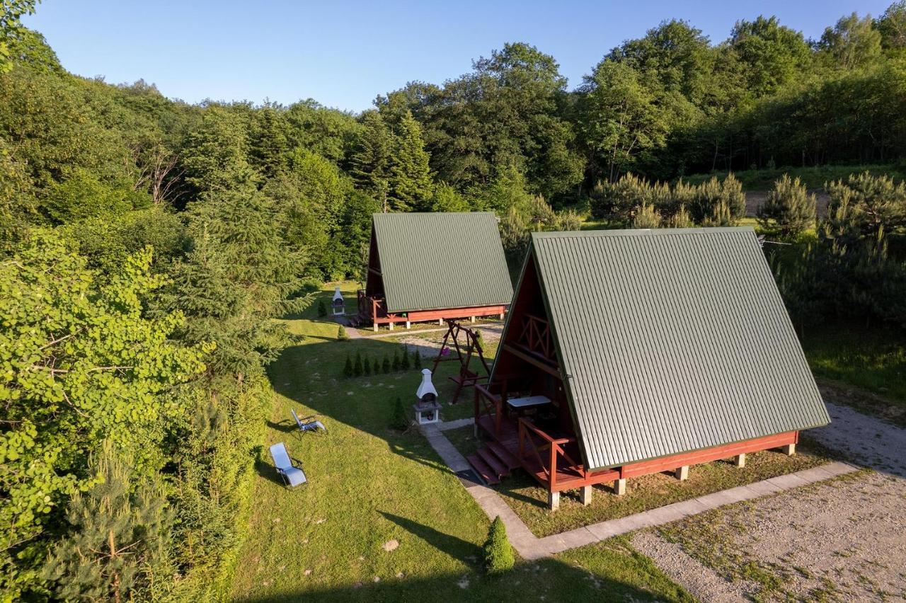 Uweronci Hotell Ustrzyki Dolne Exteriör bild